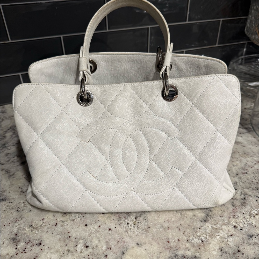 chanel white tote bag
